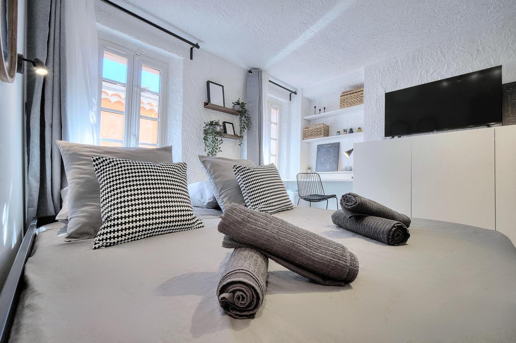Studio De Luxe Au Coeur De Grasse Kültér fotó